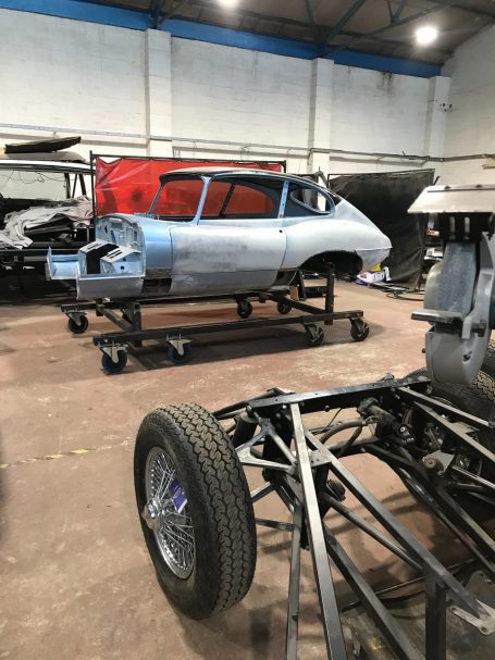 Jaguar body sub-frame removal for restoration