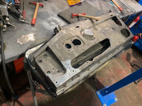 Jaguar e-type door shell repair